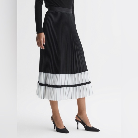 Reiss | NWOT Marie High Rise Pleated Midi Skirt in Black & White Size 6 - Picture 3 of 16